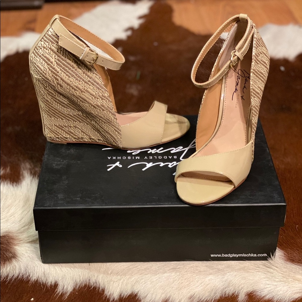 Mark & James Badgley Mischka Riva Wedges